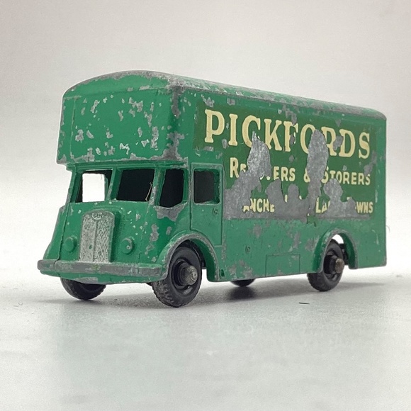 Lesney Matchbox #46 Pickford Removal Van Regular Wheel 1960 - Picture 2 of 5